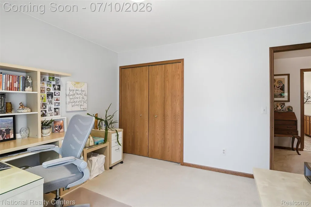 34436 Marina Court Westland City MI 48185