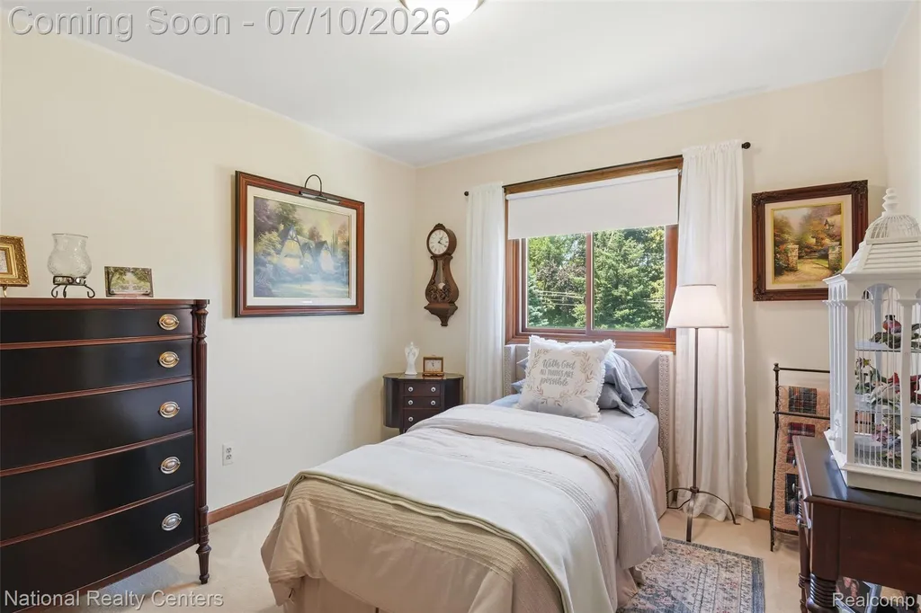 34436 Marina Court Westland City MI 48185