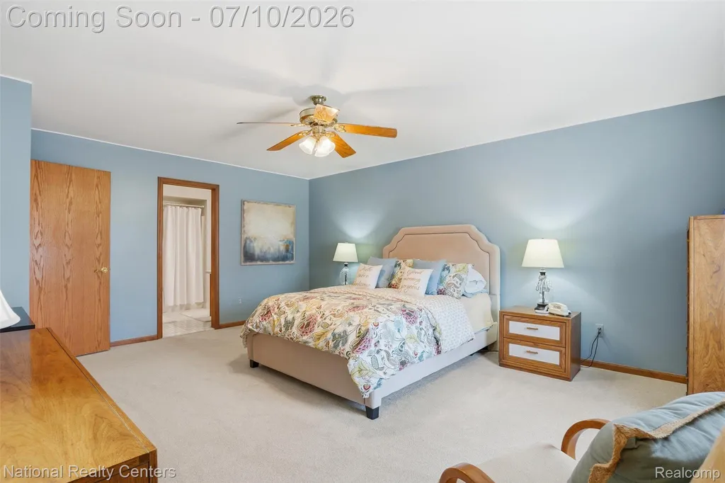 34436 Marina Court Westland City MI 48185