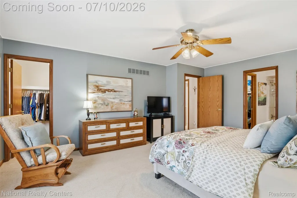 34436 Marina Court Westland City MI 48185