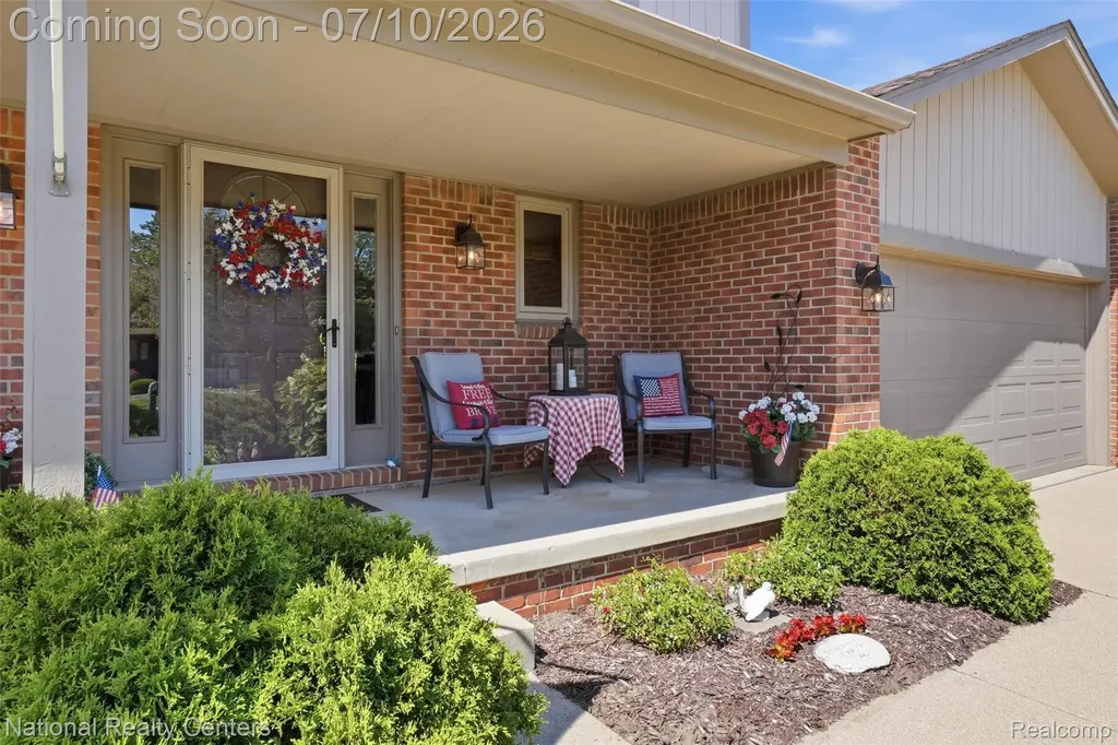 34436 Marina Court Westland City MI 48185