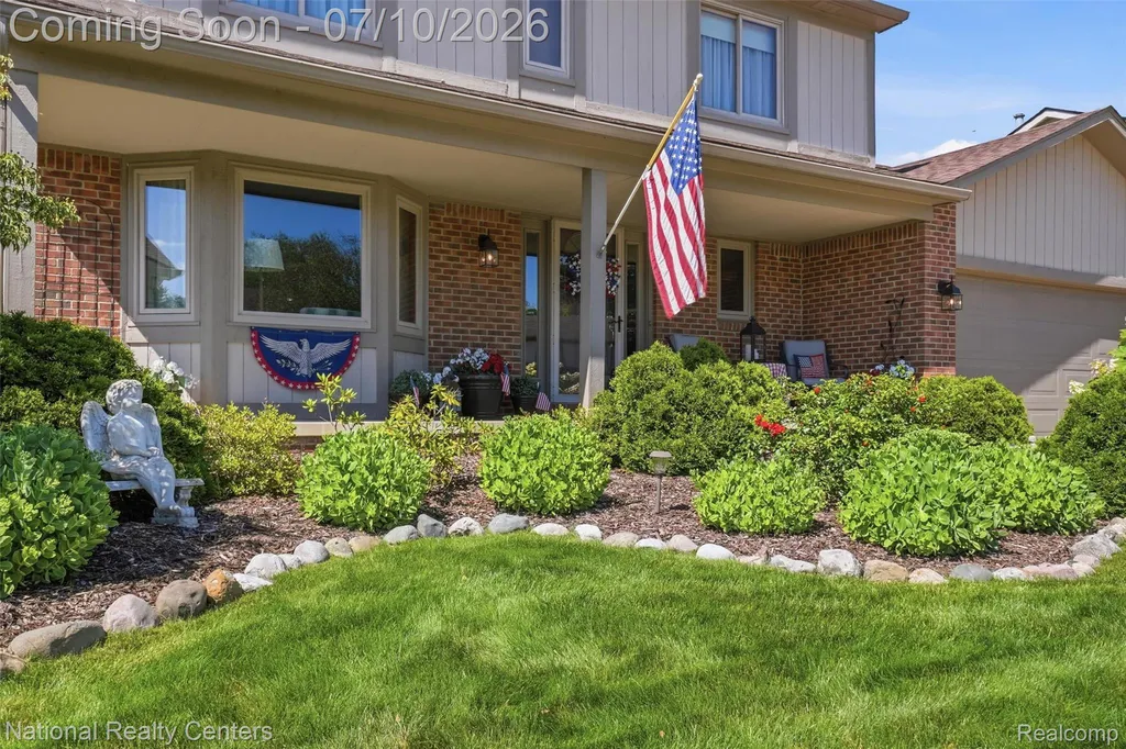 34436 Marina Court Westland City MI 48185