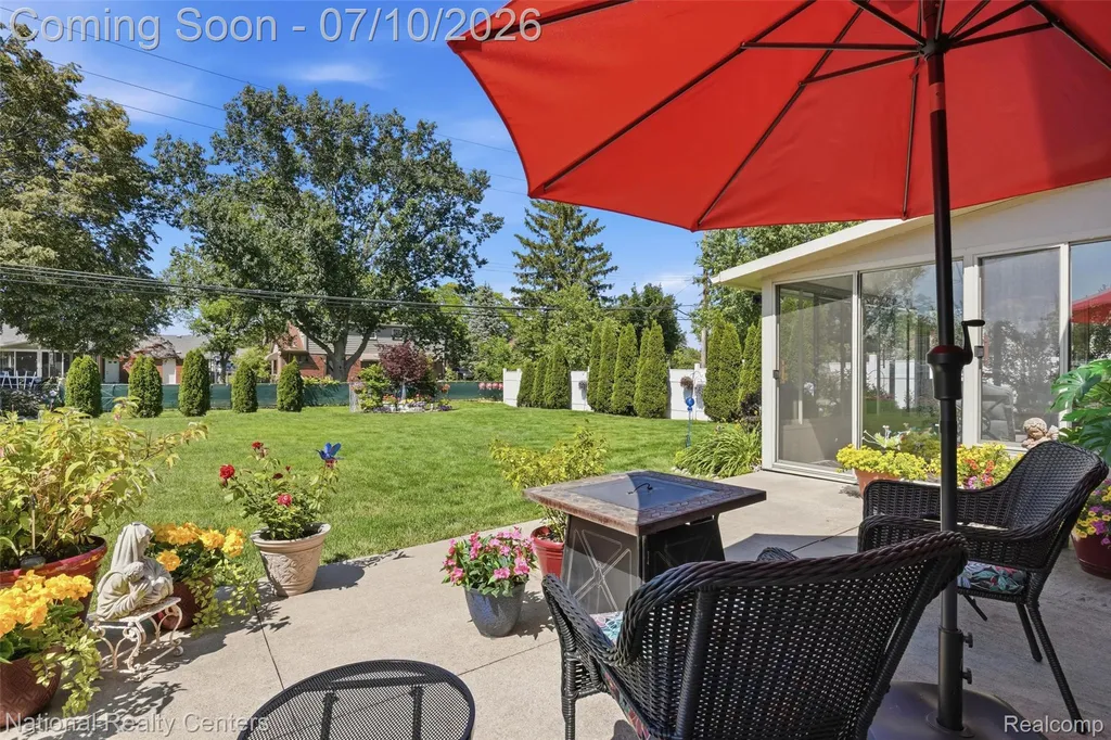 34436 Marina Court Westland City MI 48185