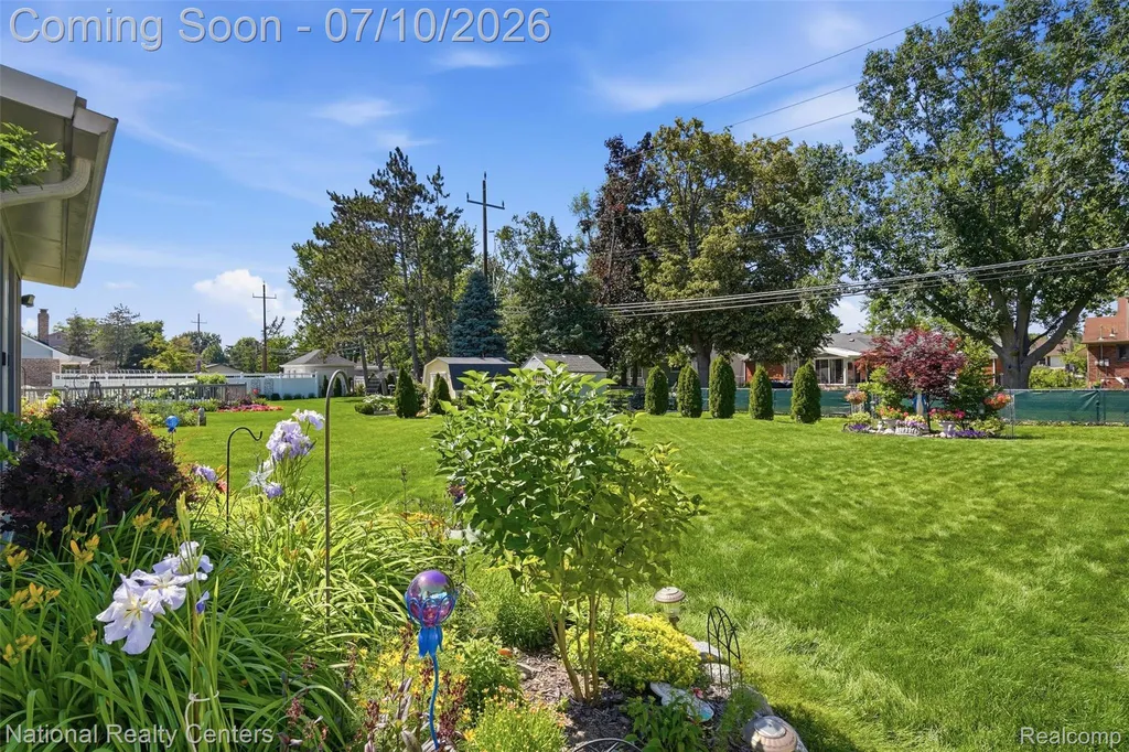 34436 Marina Court Westland City MI 48185