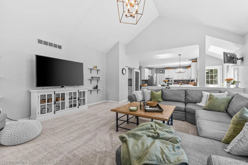 3095 Hidden Timber Drive Orion Charter Township MI 48359