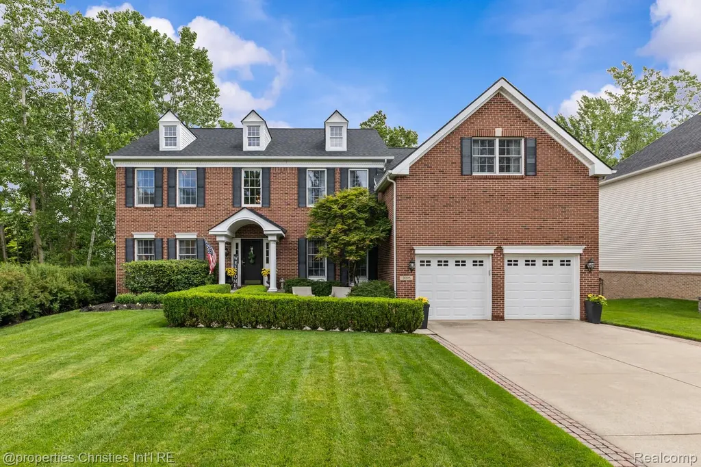 3095 Hidden Timber Drive Orion Charter Township MI 48359