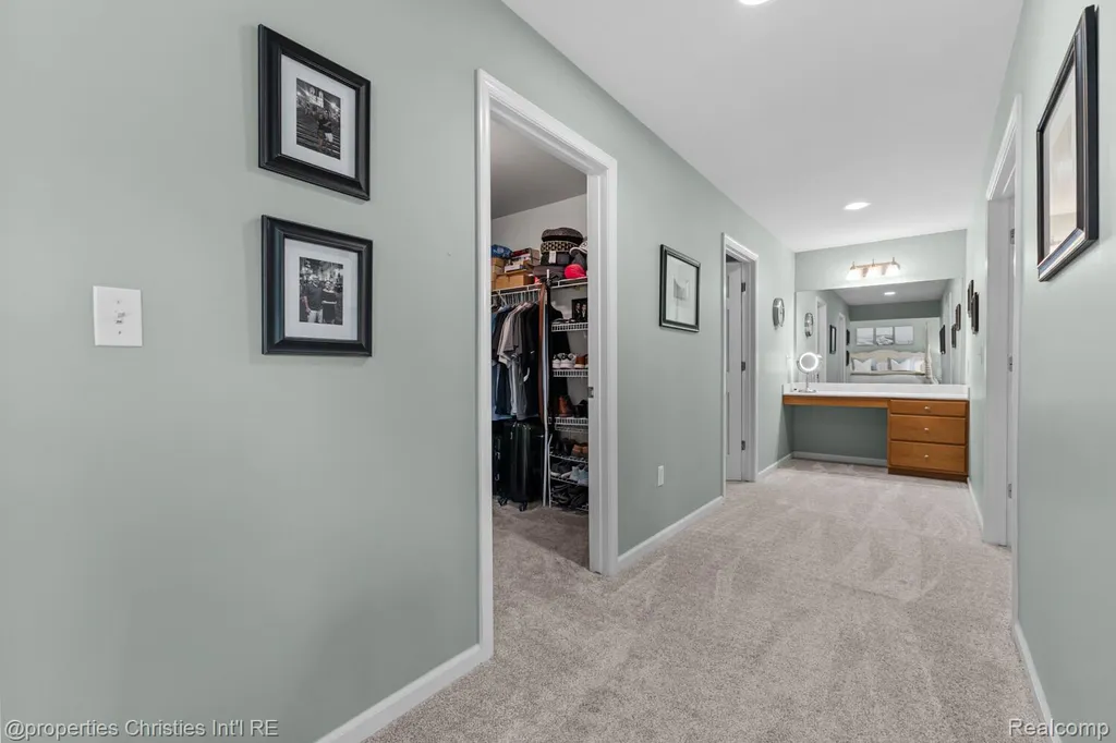 3095 Hidden Timber Drive Orion Charter Township MI 48359