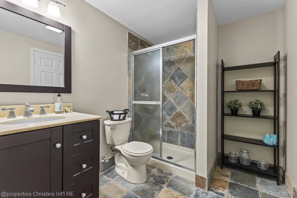 3095 Hidden Timber Drive Orion Charter Township MI 48359