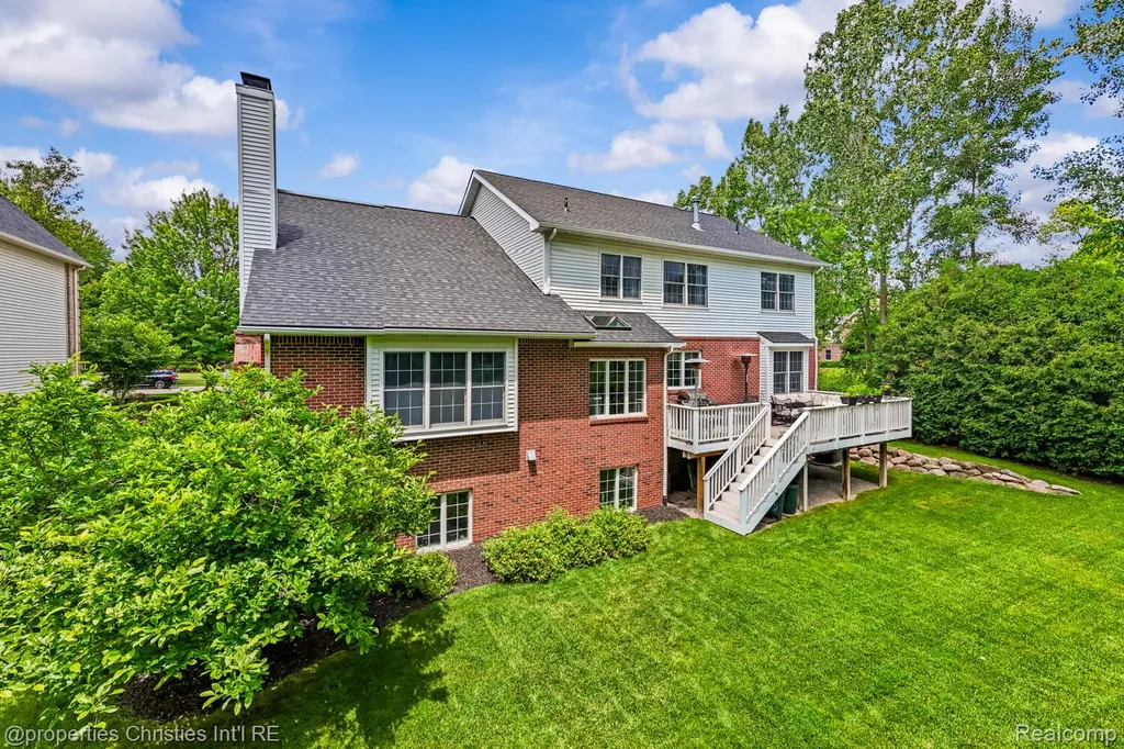 3095 Hidden Timber Drive Orion Charter Township MI 48359