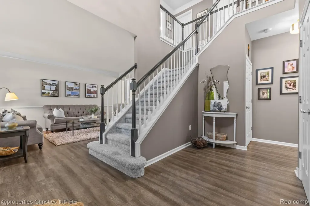 3095 Hidden Timber Drive Orion Charter Township MI 48359
