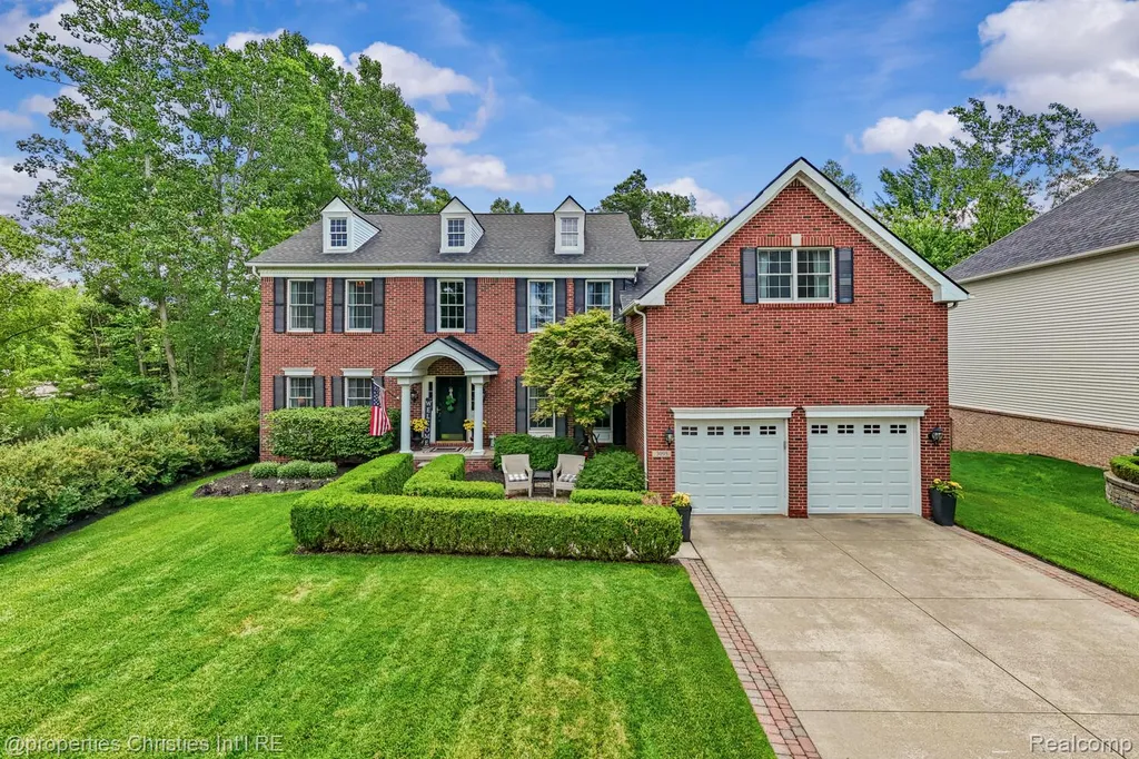 3095 Hidden Timber Drive Orion Charter Township MI 48359
