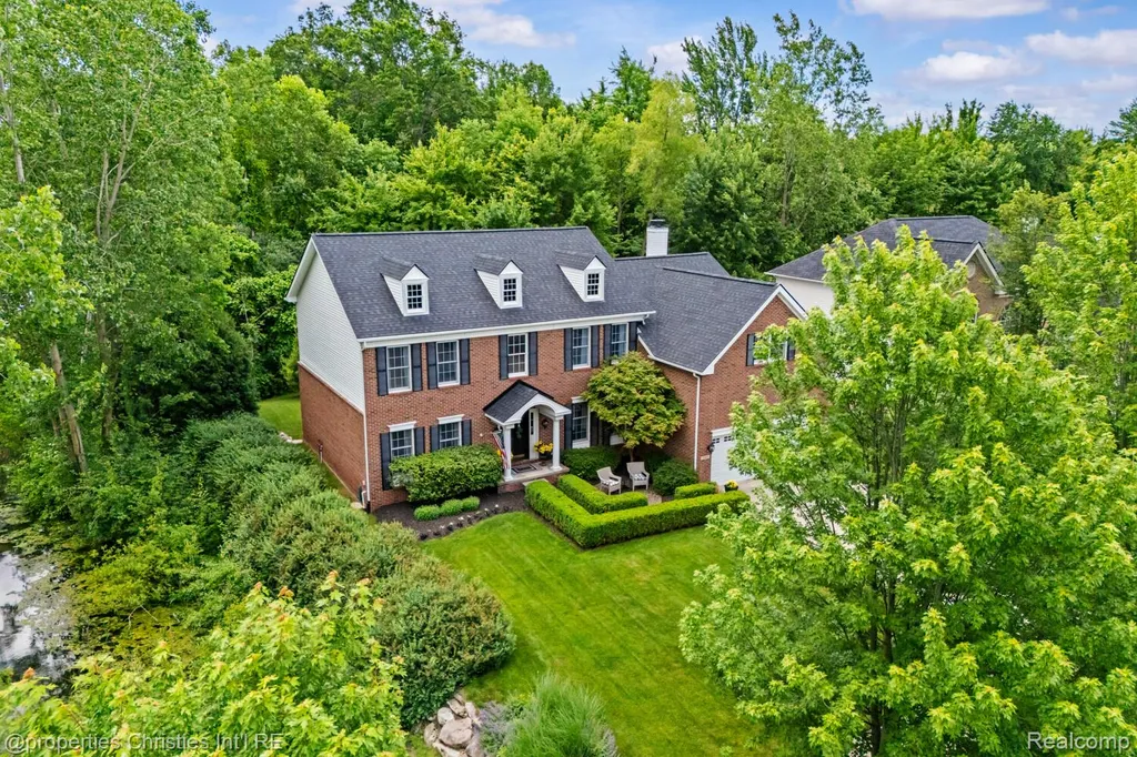 3095 Hidden Timber Drive Orion Charter Township MI 48359