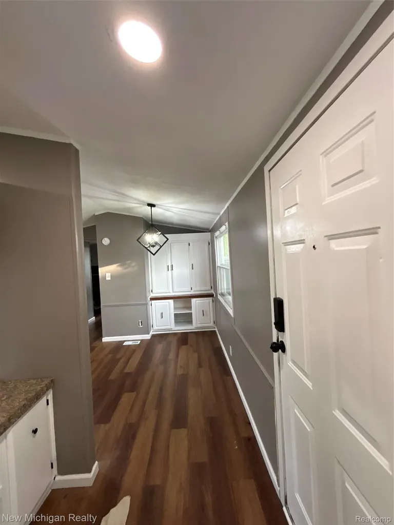 2035 Marmoor Drive Shelby Charter Township MI 48317