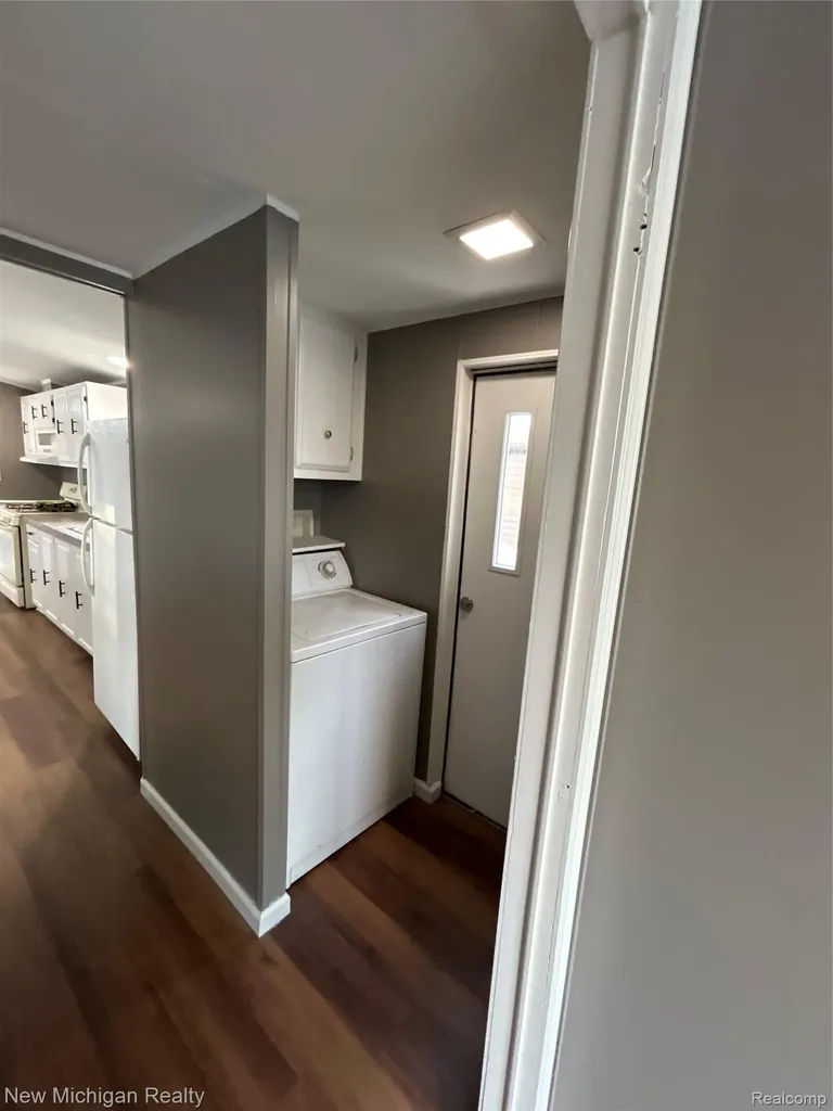 2035 Marmoor Drive Shelby Charter Township MI 48317