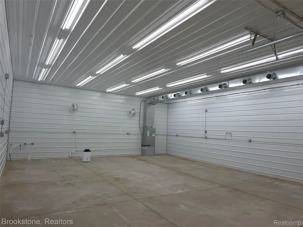 4140 S Henderson Road Davison Township MI 48423