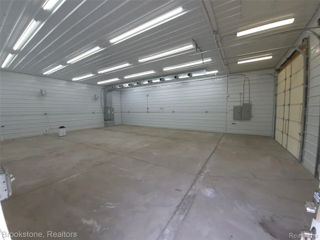 4140 S Henderson Road Davison Township MI 48423