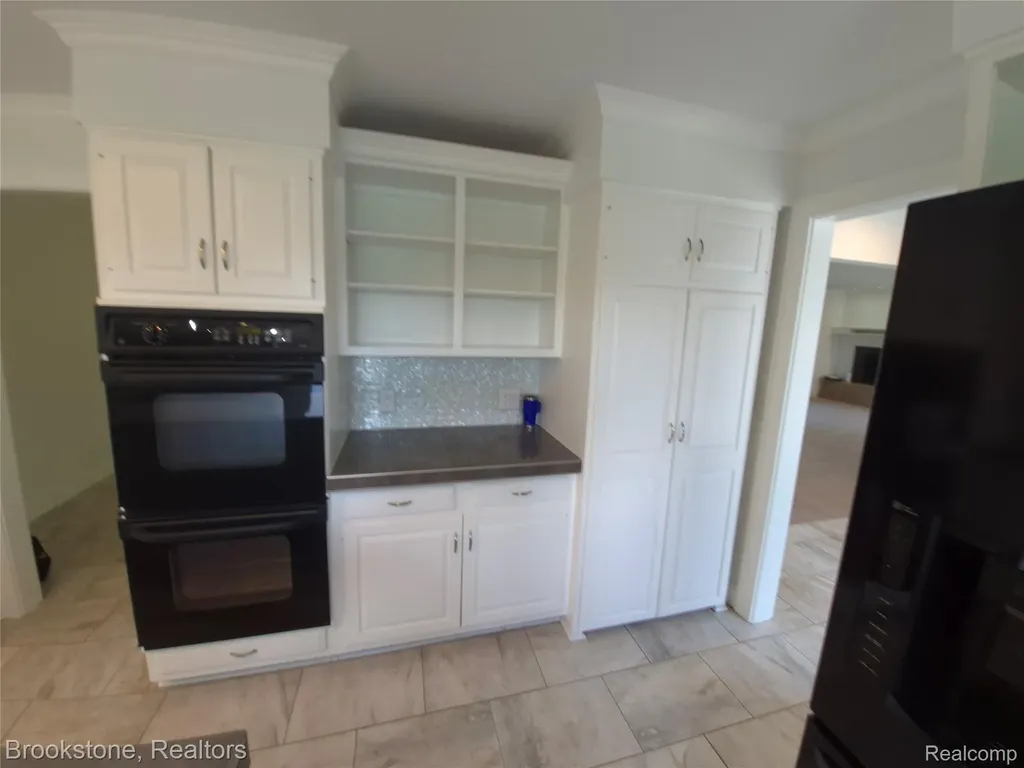 4140 S Henderson Road Davison Township MI 48423