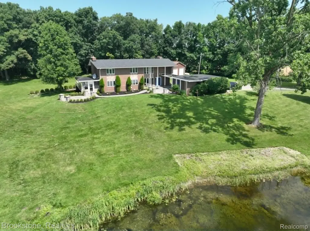 4140 S Henderson Road Davison Township MI 48423