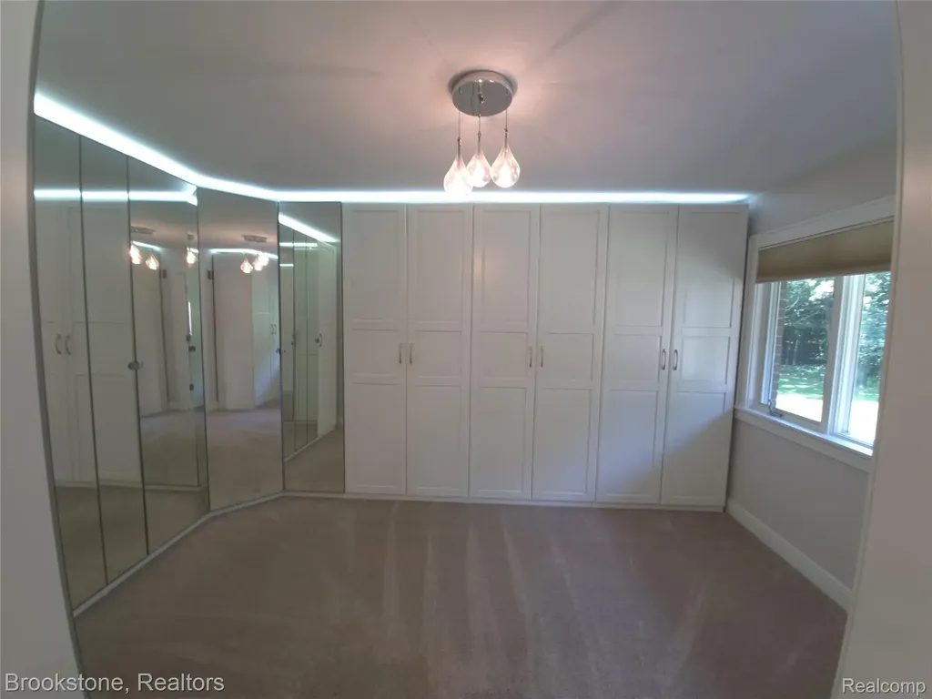 4140 S Henderson Road Davison Township MI 48423