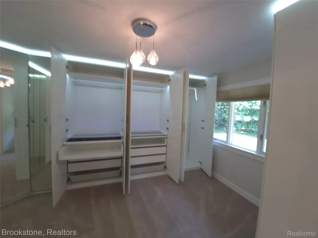 4140 S Henderson Road Davison Township MI 48423
