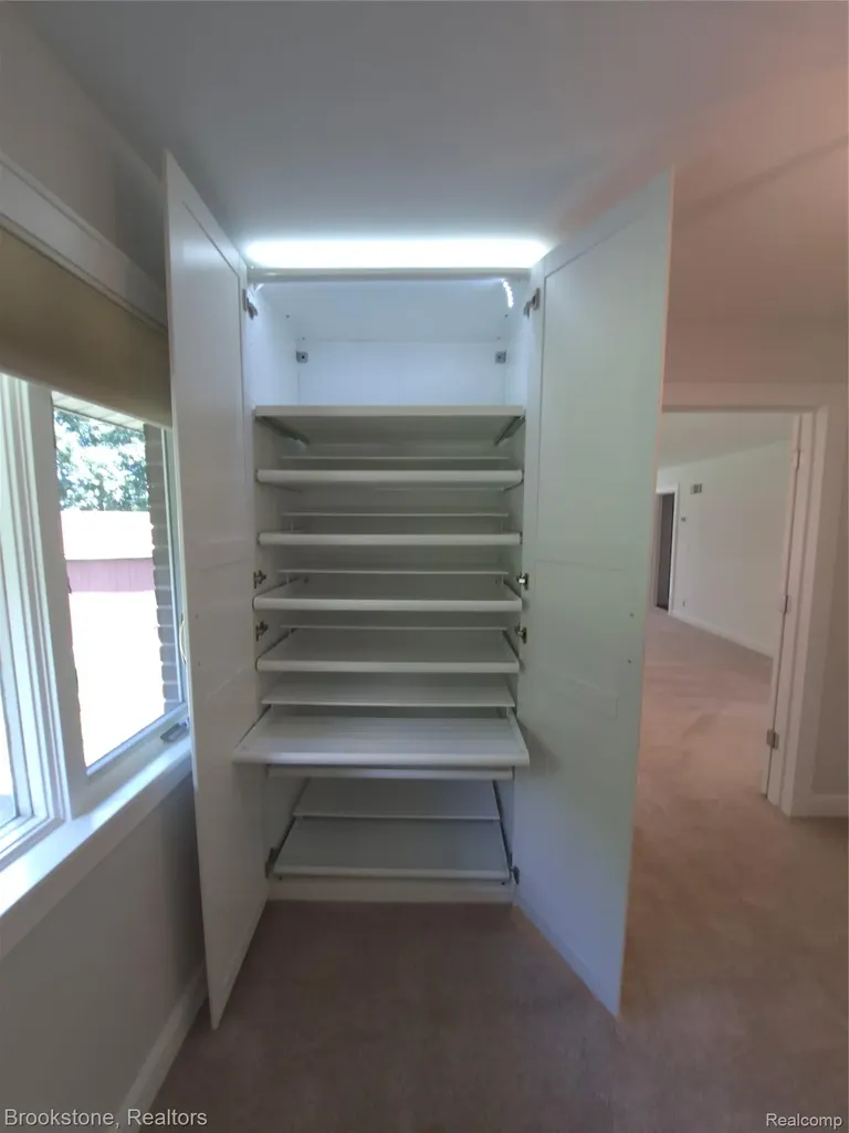 4140 S Henderson Road Davison Township MI 48423