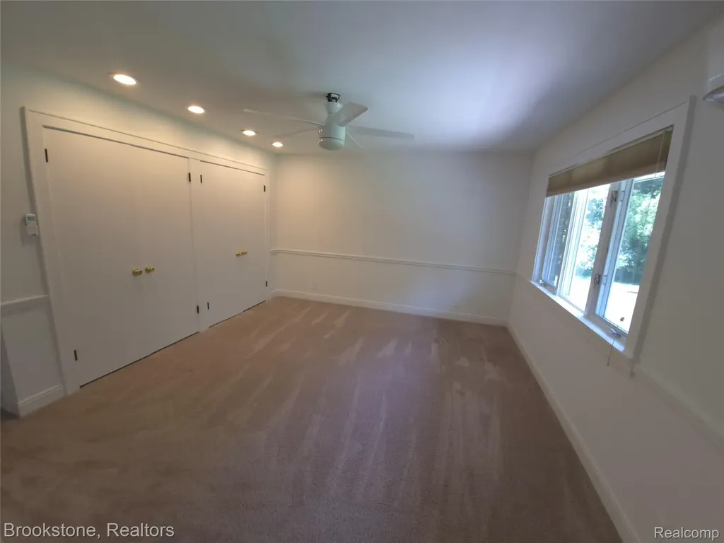 4140 S Henderson Road Davison Township MI 48423