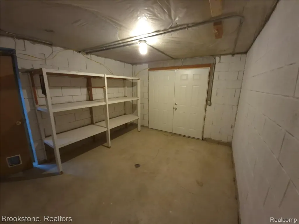4140 S Henderson Road Davison Township MI 48423