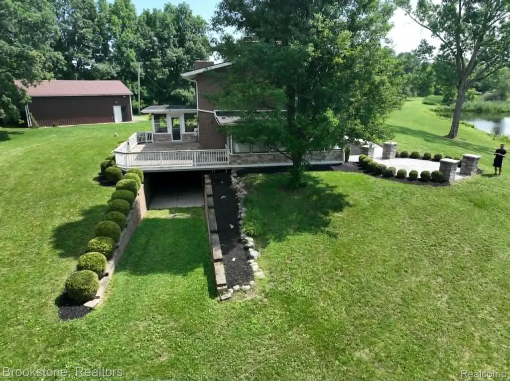 4140 S Henderson Road Davison Township MI 48423