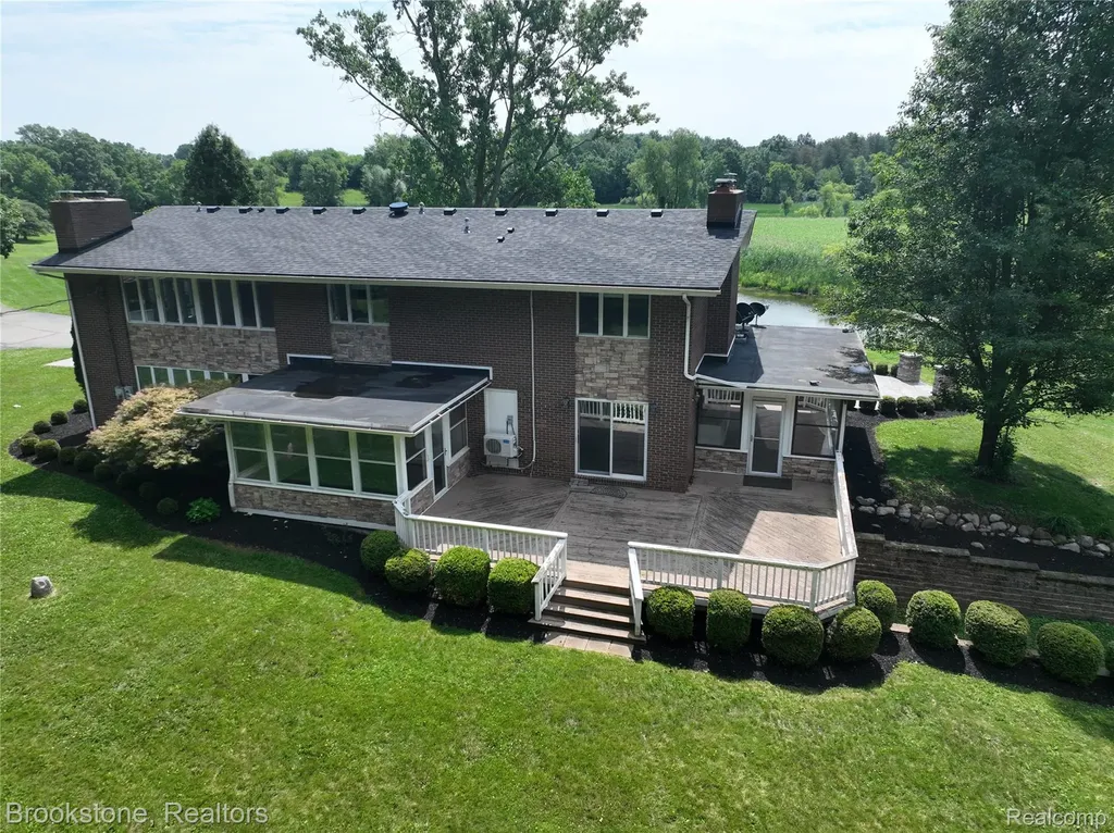 4140 S Henderson Road Davison Township MI 48423