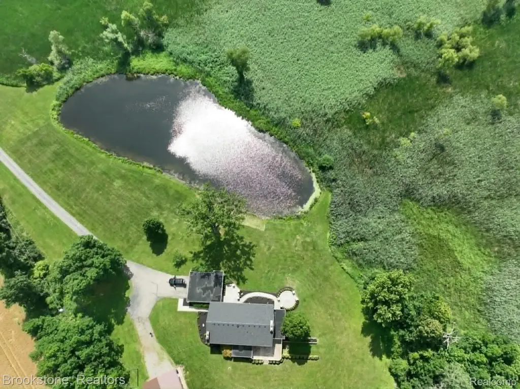 4140 S Henderson Road Davison Township MI 48423