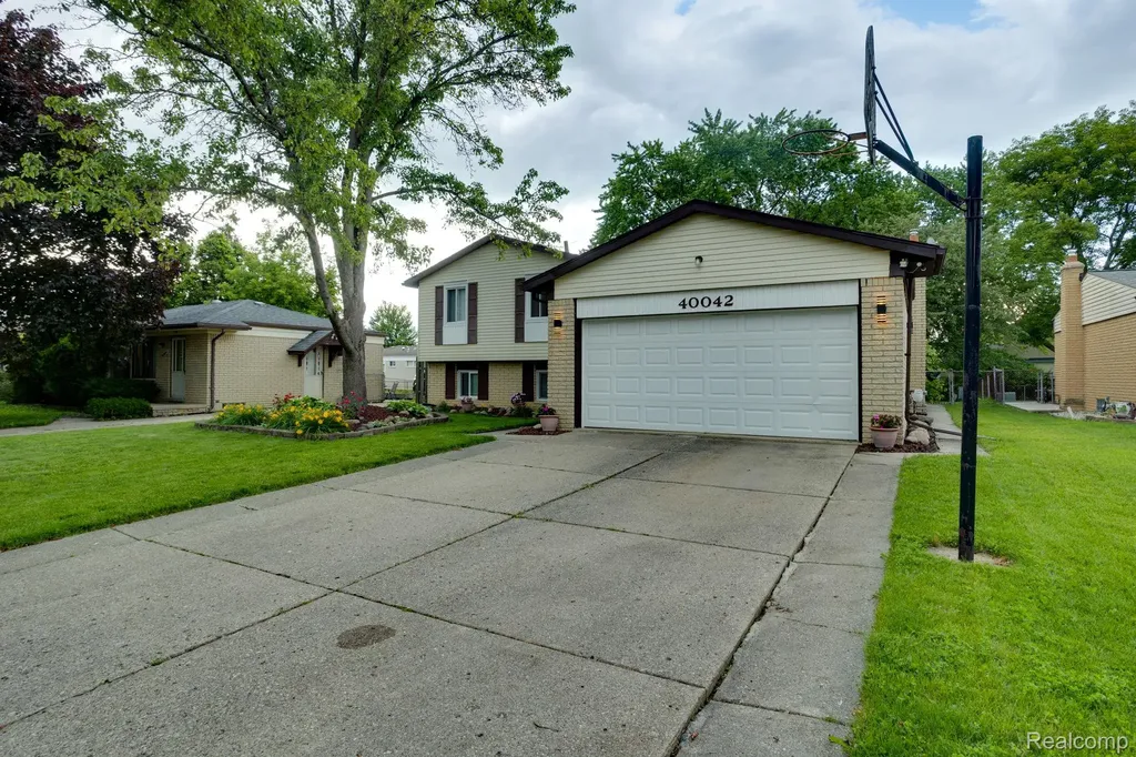 40042 Stimpson Drive Sterling Heights City MI 48310