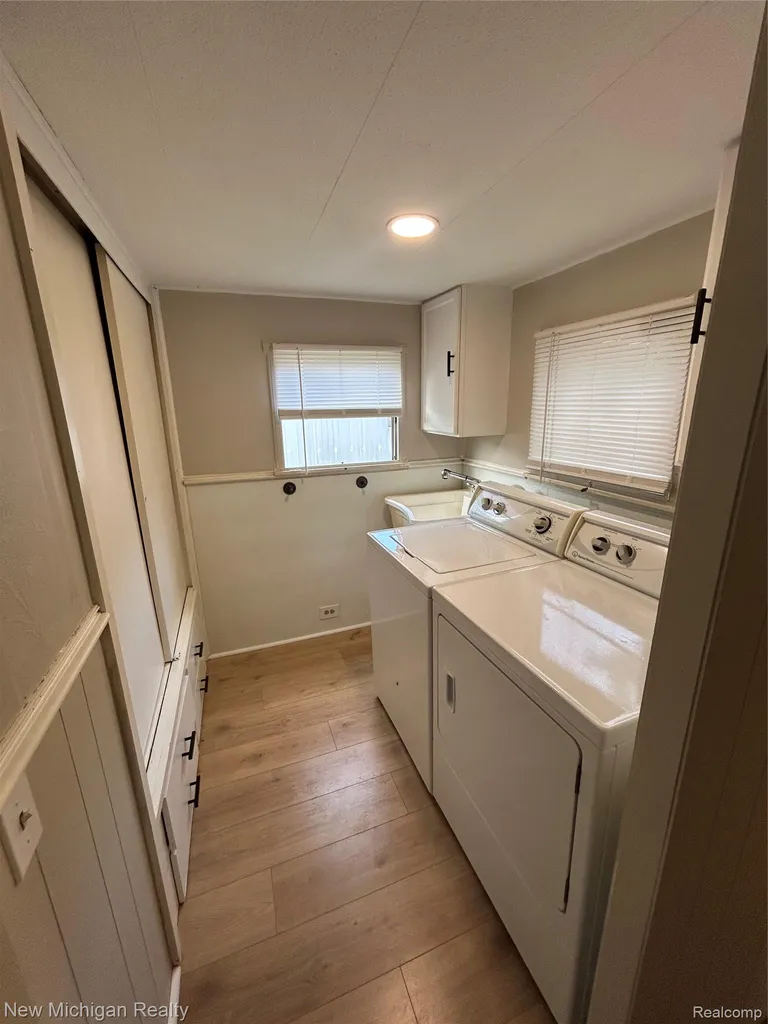 14 Highland Terrace White Lake Charter Township MI 48386