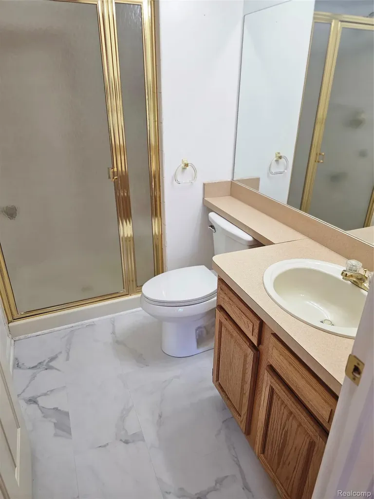 450 Lilly View Court Genoa Township MI 48843