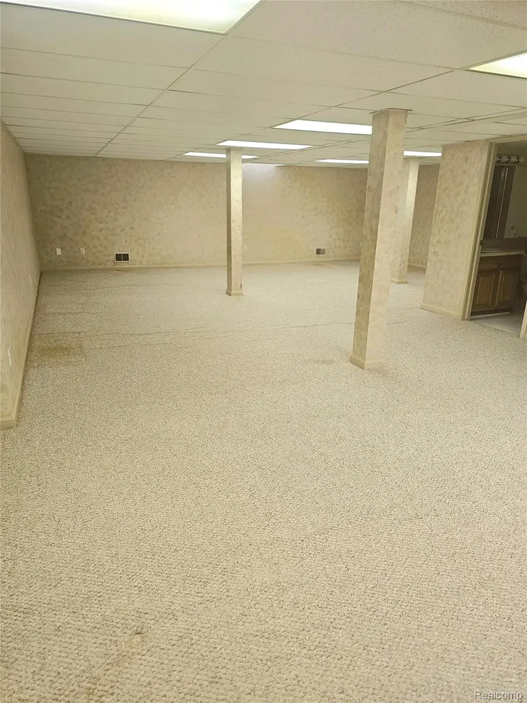 450 Lilly View Court Genoa Township MI 48843