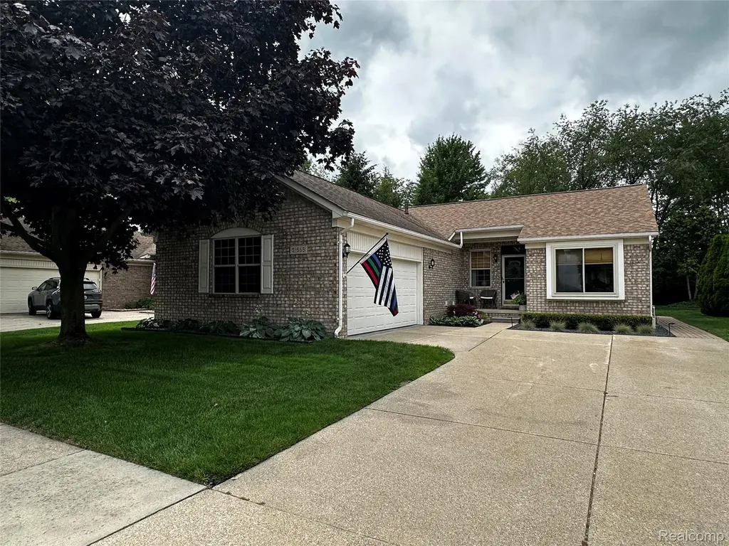 51565 Hickory Lane Macomb Township MI 48042