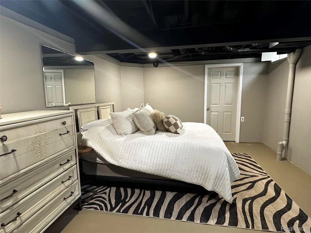 51565 Hickory Lane Macomb Township MI 48042