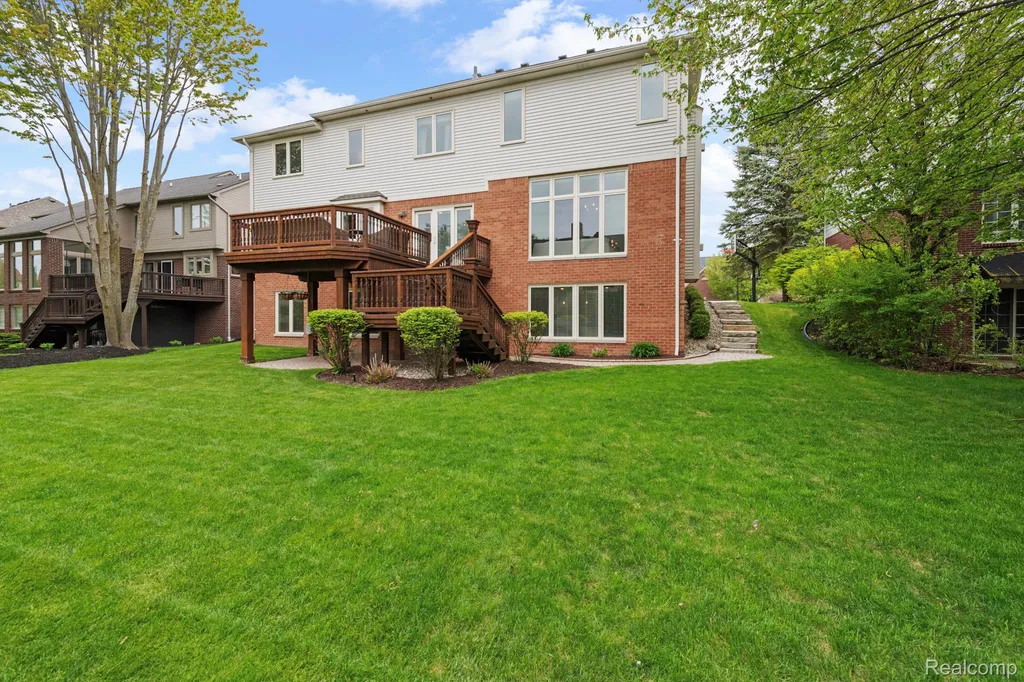 1476 Werth Drive Rochester City MI 48306