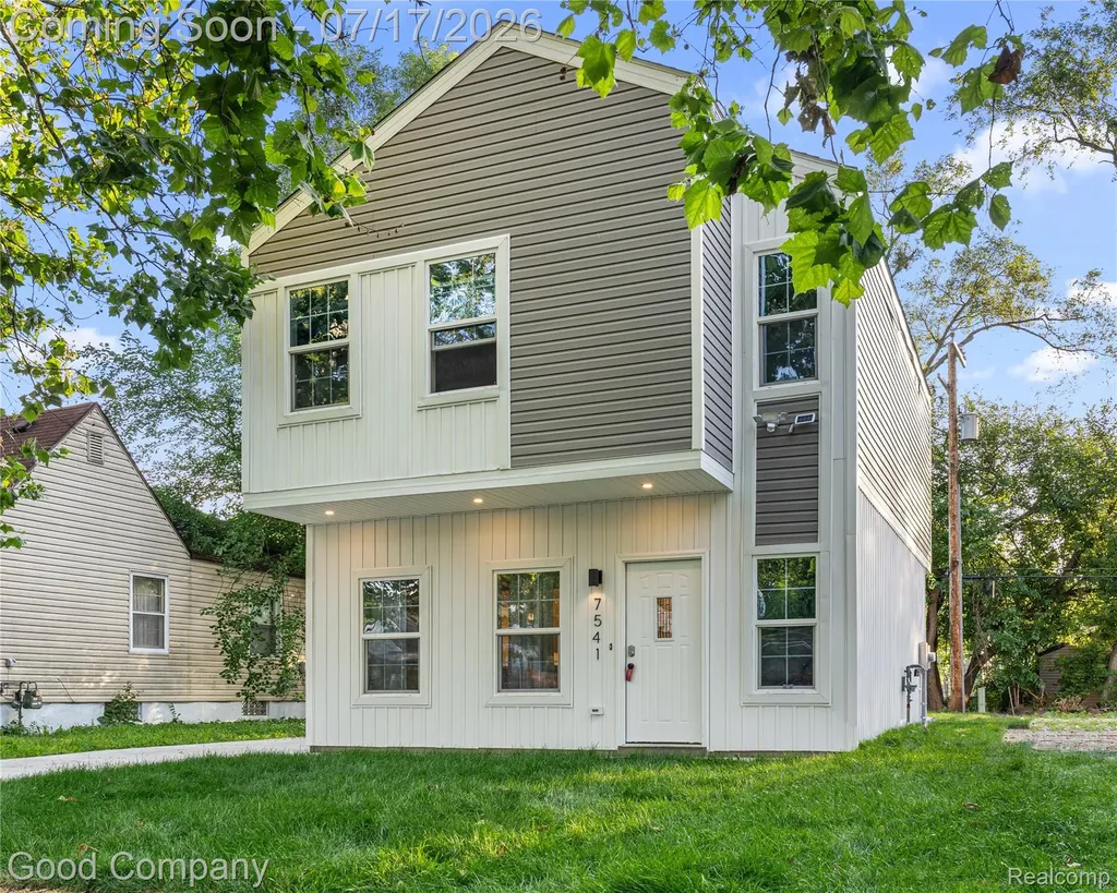 7541 Clayburn Street Detroit City MI 48228