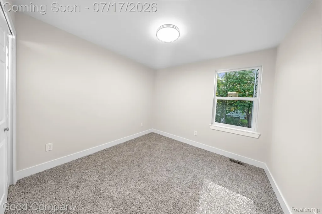 7541 Clayburn Street Detroit City MI 48228