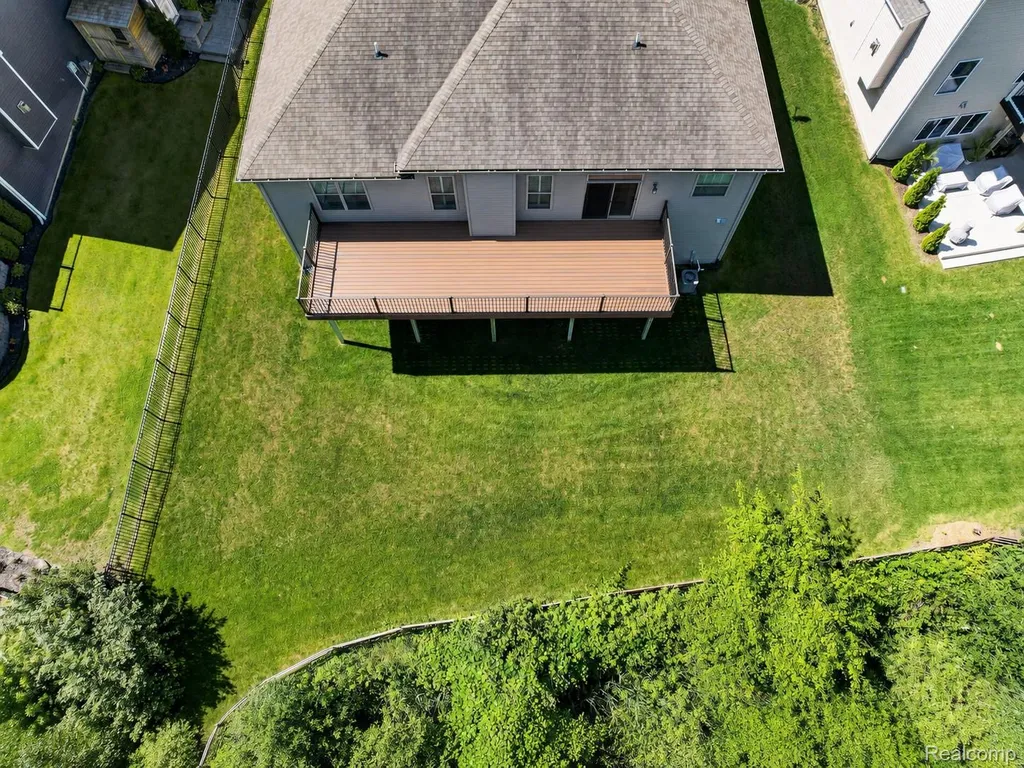 1330 Secretariat Way Oceola Township MI 48843