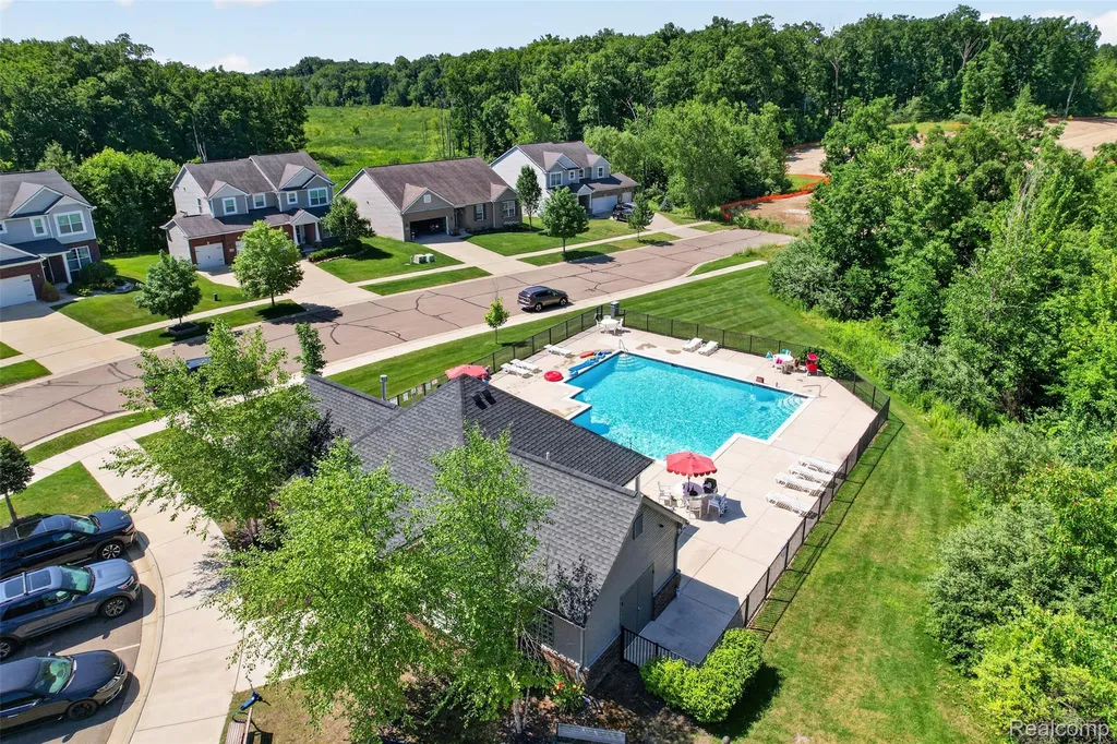 1330 Secretariat Way Oceola Township MI 48843