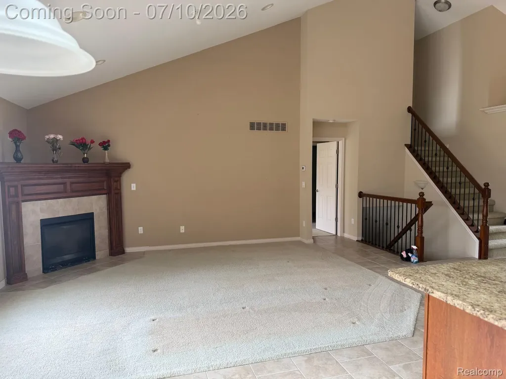 49329 Village Pointe Drive Shelby Charter Township MI 48315