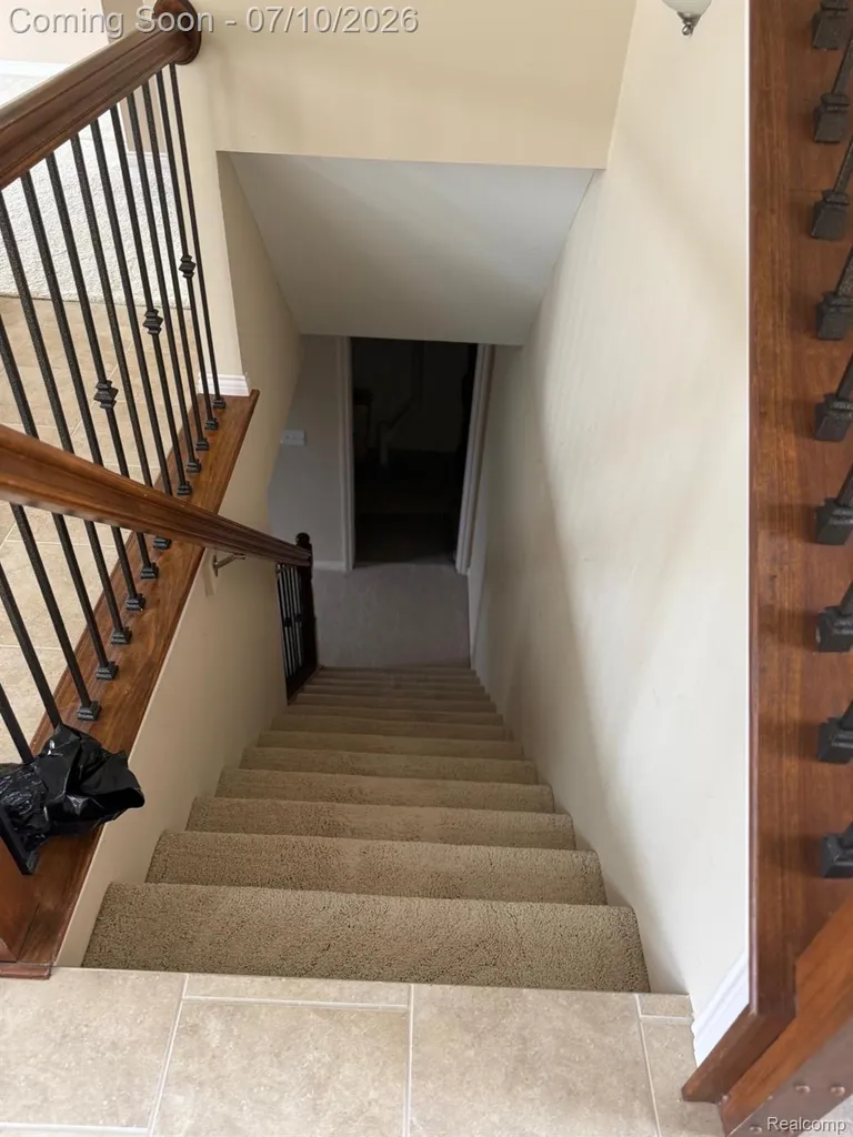 49329 Village Pointe Drive Shelby Charter Township MI 48315