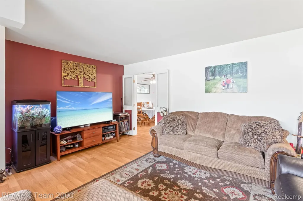 29054 Bock Street Garden City City MI 48135