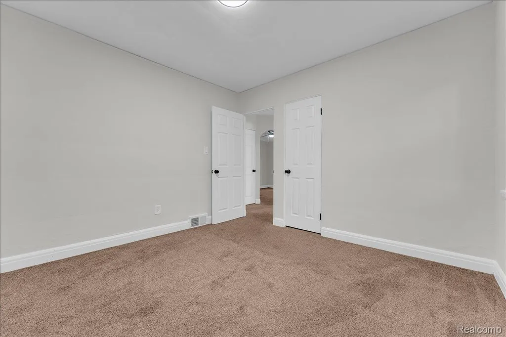 17208 Kentucky Street Detroit City MI 48221