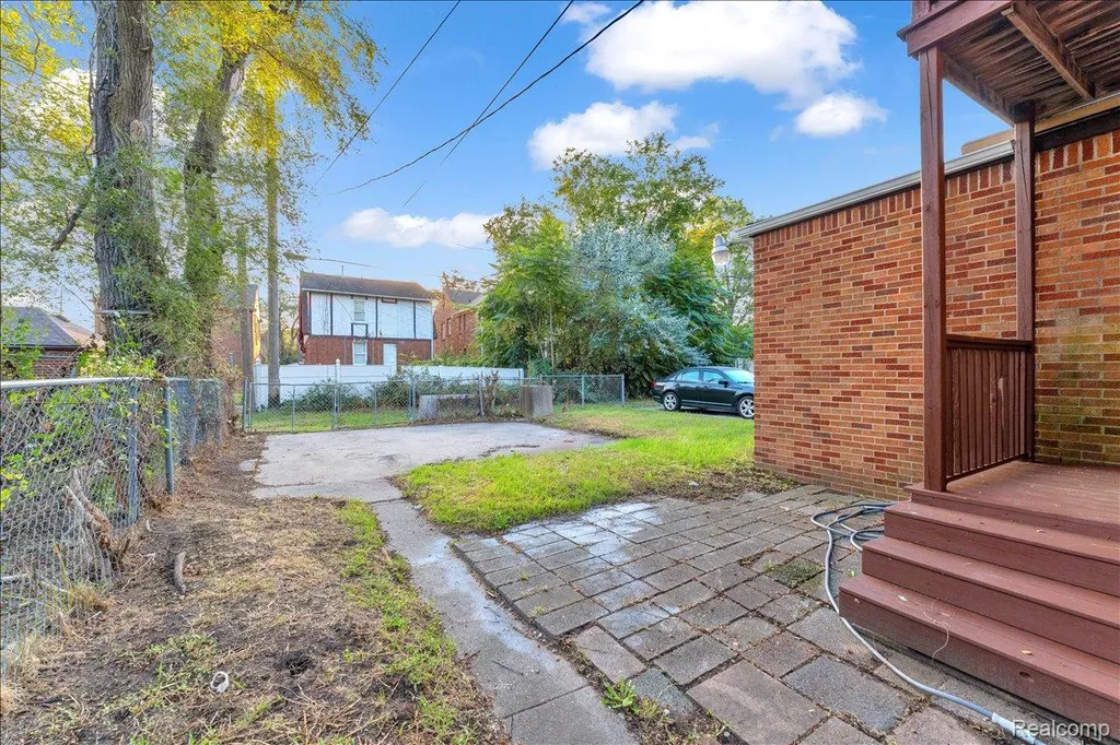 17208 Kentucky Street Detroit City MI 48221