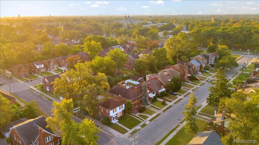 17208 Kentucky Street Detroit City MI 48221