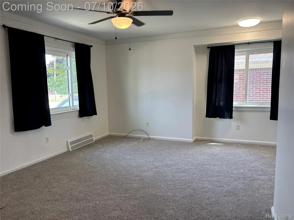 17588 Quarry Street Riverview City MI 48193
