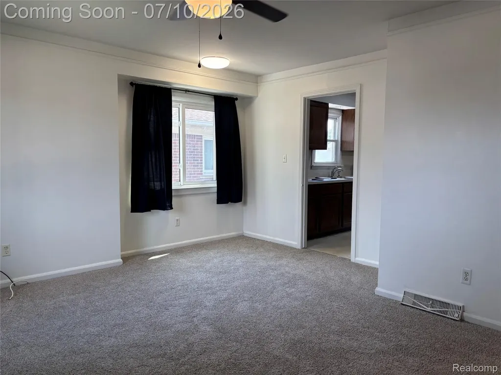 17588 Quarry Street Riverview City MI 48193