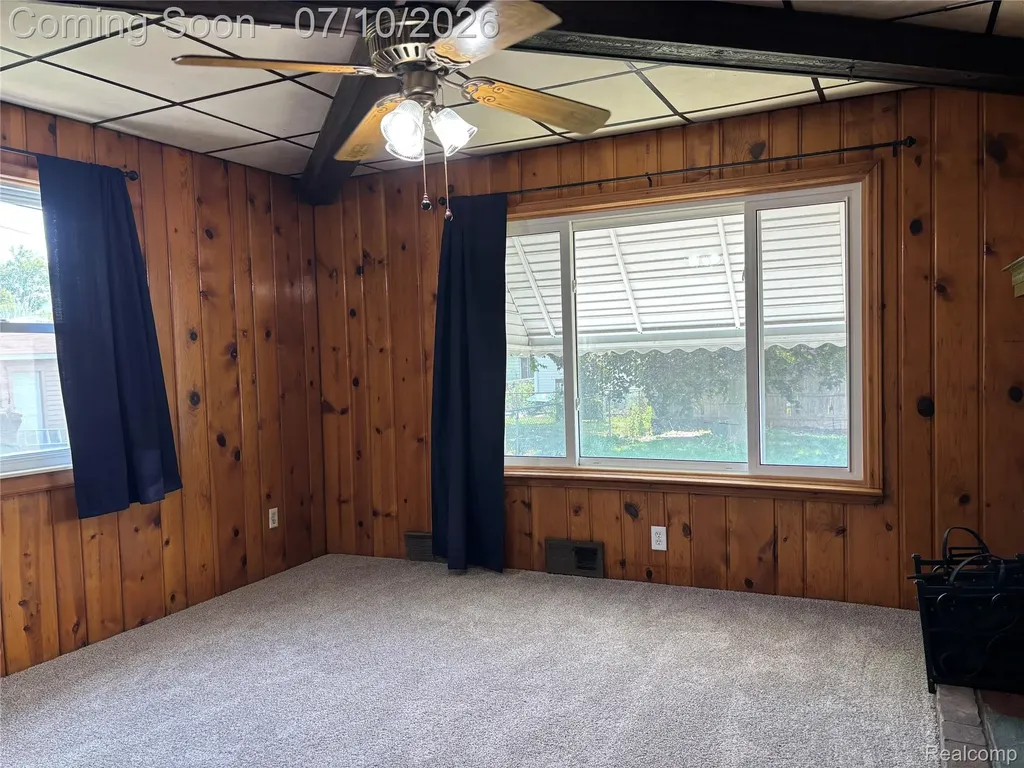 17588 Quarry Street Riverview City MI 48193